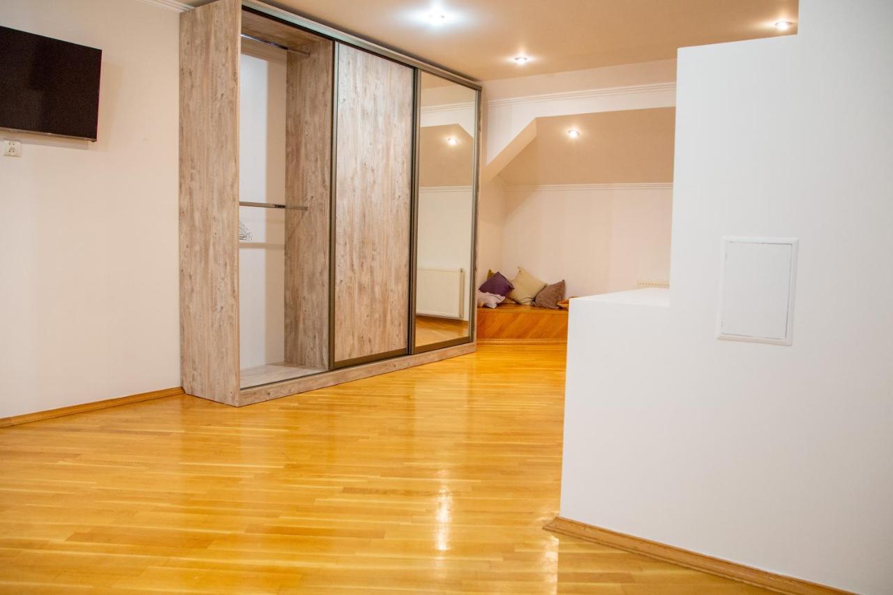 Apartment Kostyushka Lviv Kültér fotó