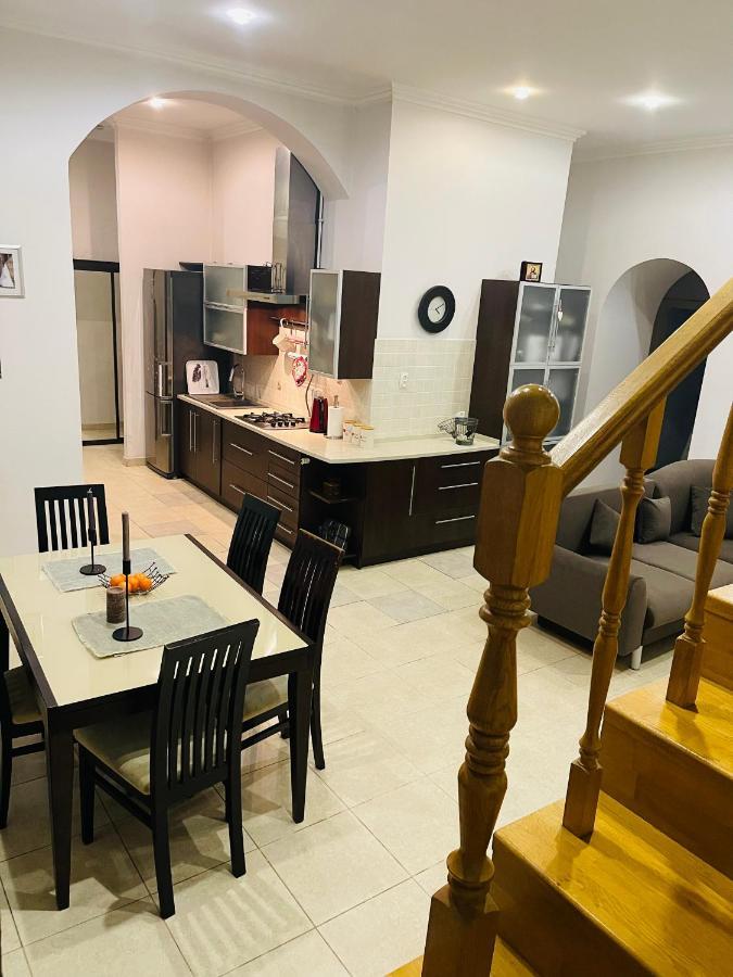 Apartment Kostyushka Lviv Kültér fotó